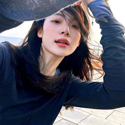 以为自己是个凡人，没想到是个绝世大佬